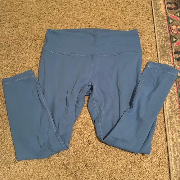 Lululemon leggings - Picture 1 of 3